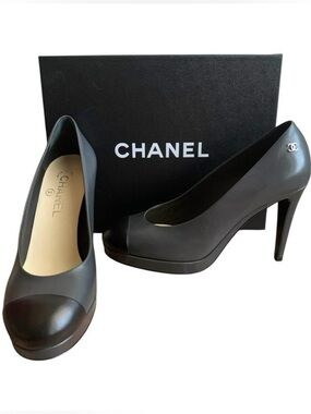 Chanel 2-Tone Leather Pumps